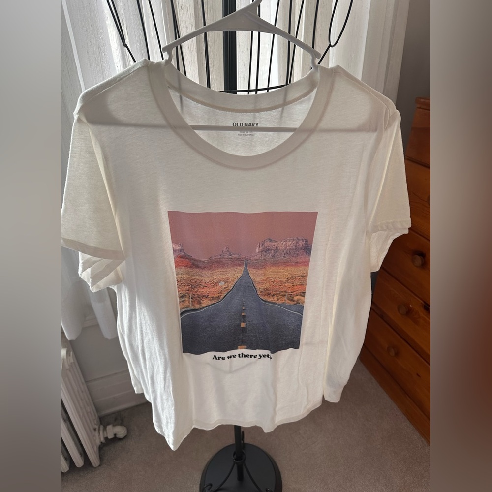 Graphic T